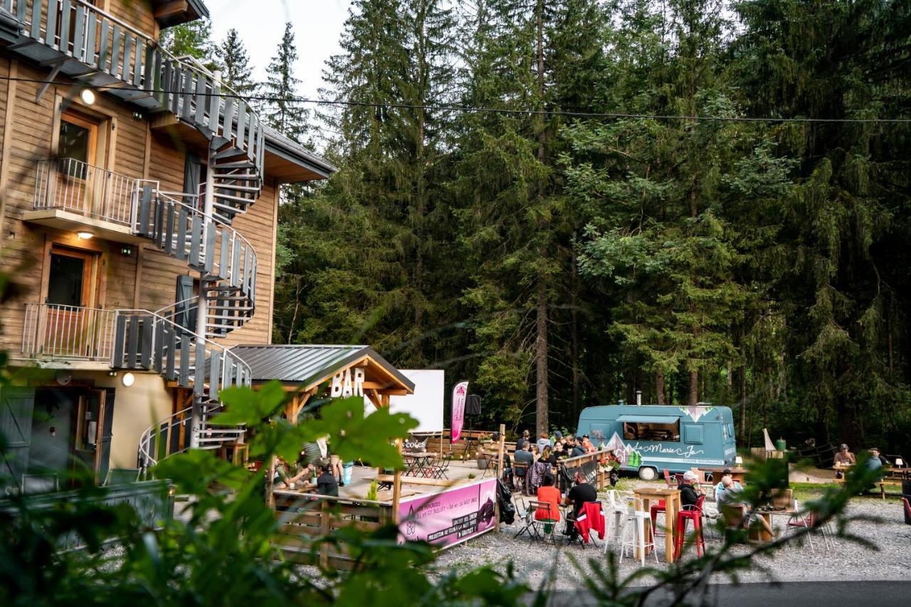 1861 Chatel Hostel Exteriér fotografie